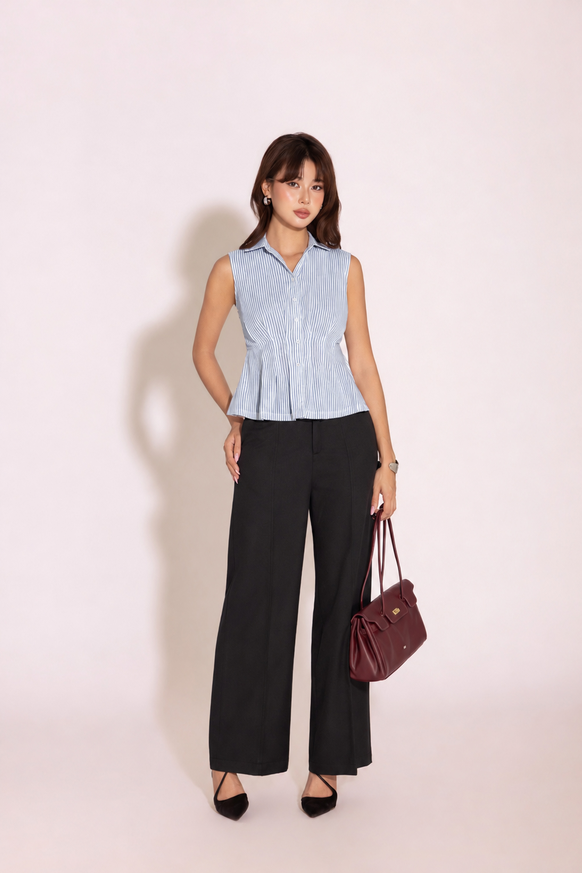 SWANLAKE | Áo Sơ Mi Nữ Sát Nách Xếp Ly Chiết Eo Kẻ Sọc Chất Cotton Trẻ Trung Dạo Phố A13918LW01