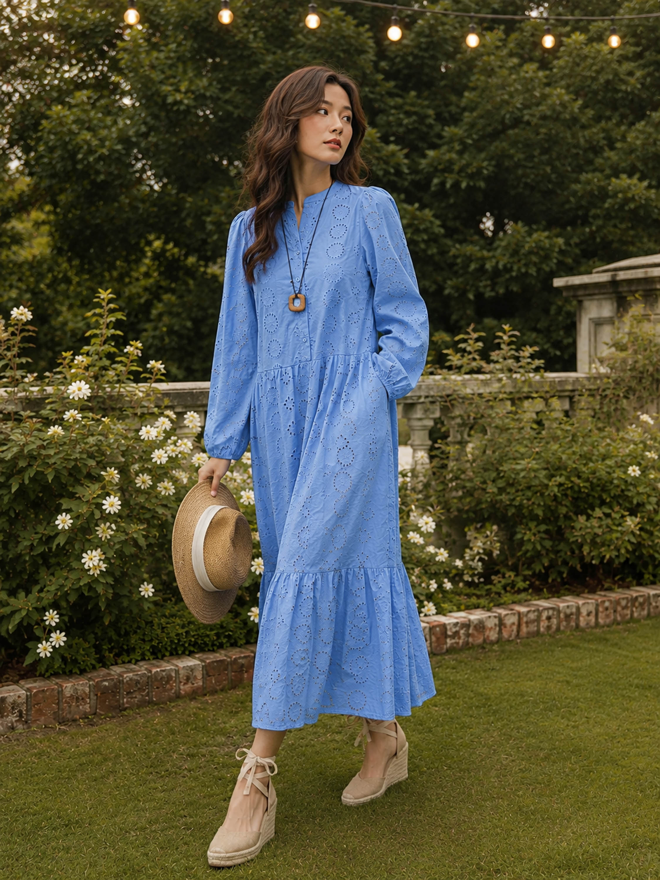 SWANLAKE | Váy Đầm Nữ Maxi Đuôi Cá Babydoll Cotton Thêu Đục Lỗ Trơn Cổ Trụ Cài Nút Tay Dài Hè D12394LW12