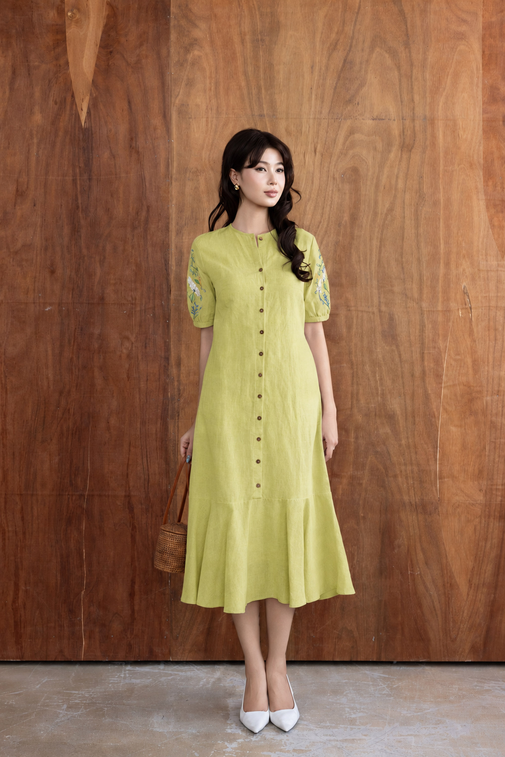 Đầm Nữ Suông Đuôi Cá Linen Cổ Tròn Tay Ngắn D13569LW01