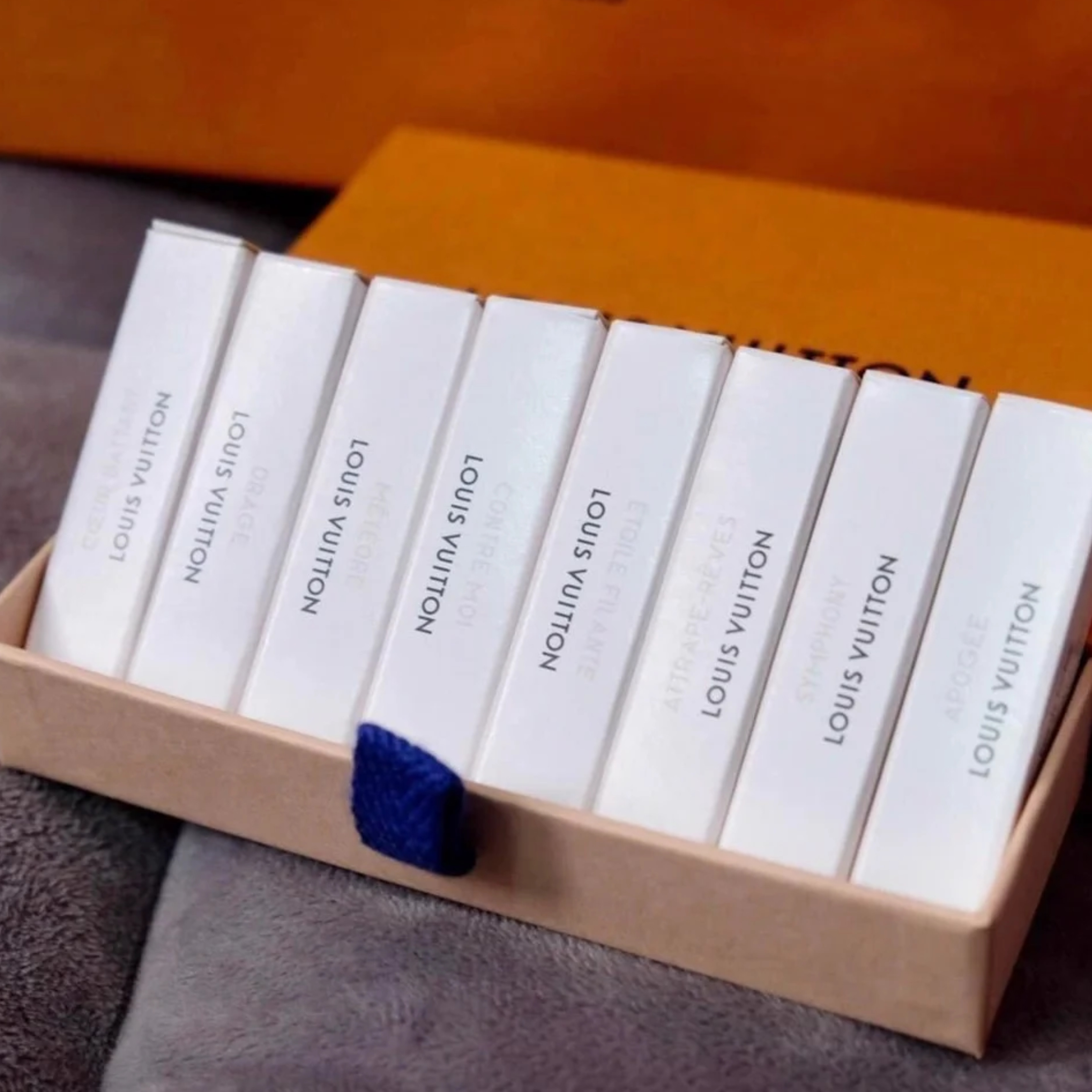 Gift Set Nước Hoa Mini Louis Vuitton Eau De Parfum 8 ống x 2ml