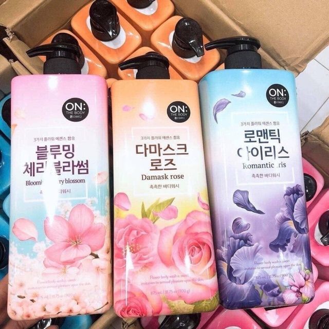 Sữa tắm hương nước hoa On The Body Hàn Quốc 875ml
