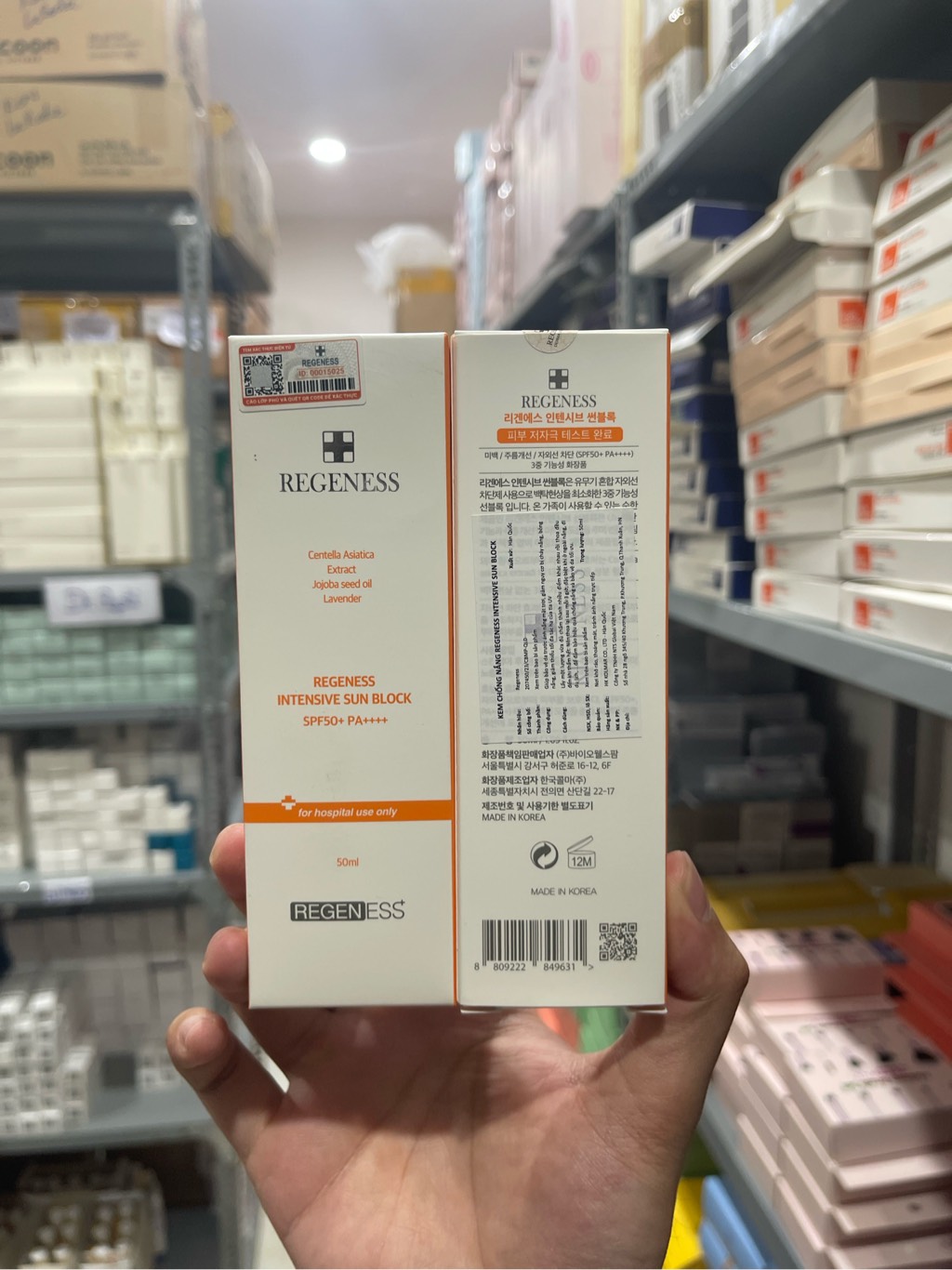 b775 - Regeness - Kem chống nắng Intensive Sun Block SPF 50+ PA++++