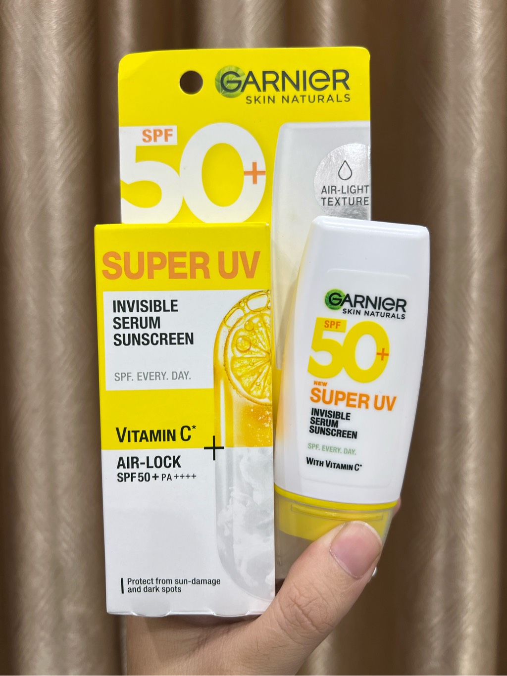 Kem Chống Nắng Phổ Rộng Kiềm Dầu & Giảm Mụn Garnier Super UV Anti - Acne / Invisible Serum Sunscreen SPF 50+PA++++ 30ml