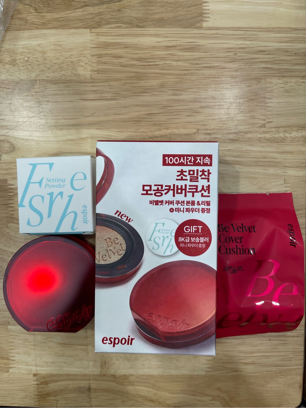 Phấn Nước Che Phủ & Bắt Sáng Espoir Be Velvet Cover Cushion/Be Glow Volume Cushion Flash Glow Edition SPF42 PA+++ 13grx2