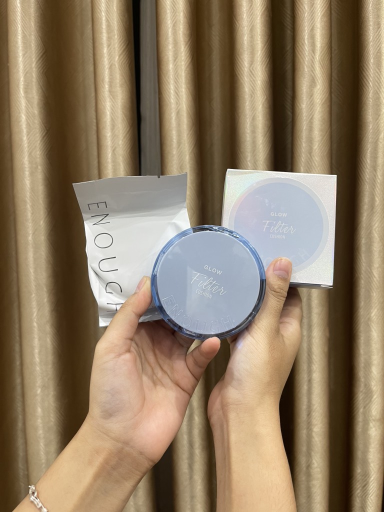 Phấn Nước Kèm Lõi Enough Glow Filter Cushion Giúp Làm Sáng Da, Phẳng Nếp Nhăn, Bảo Vệ Da Khỏi Tia UV Hàn Quốc 12g+12g
