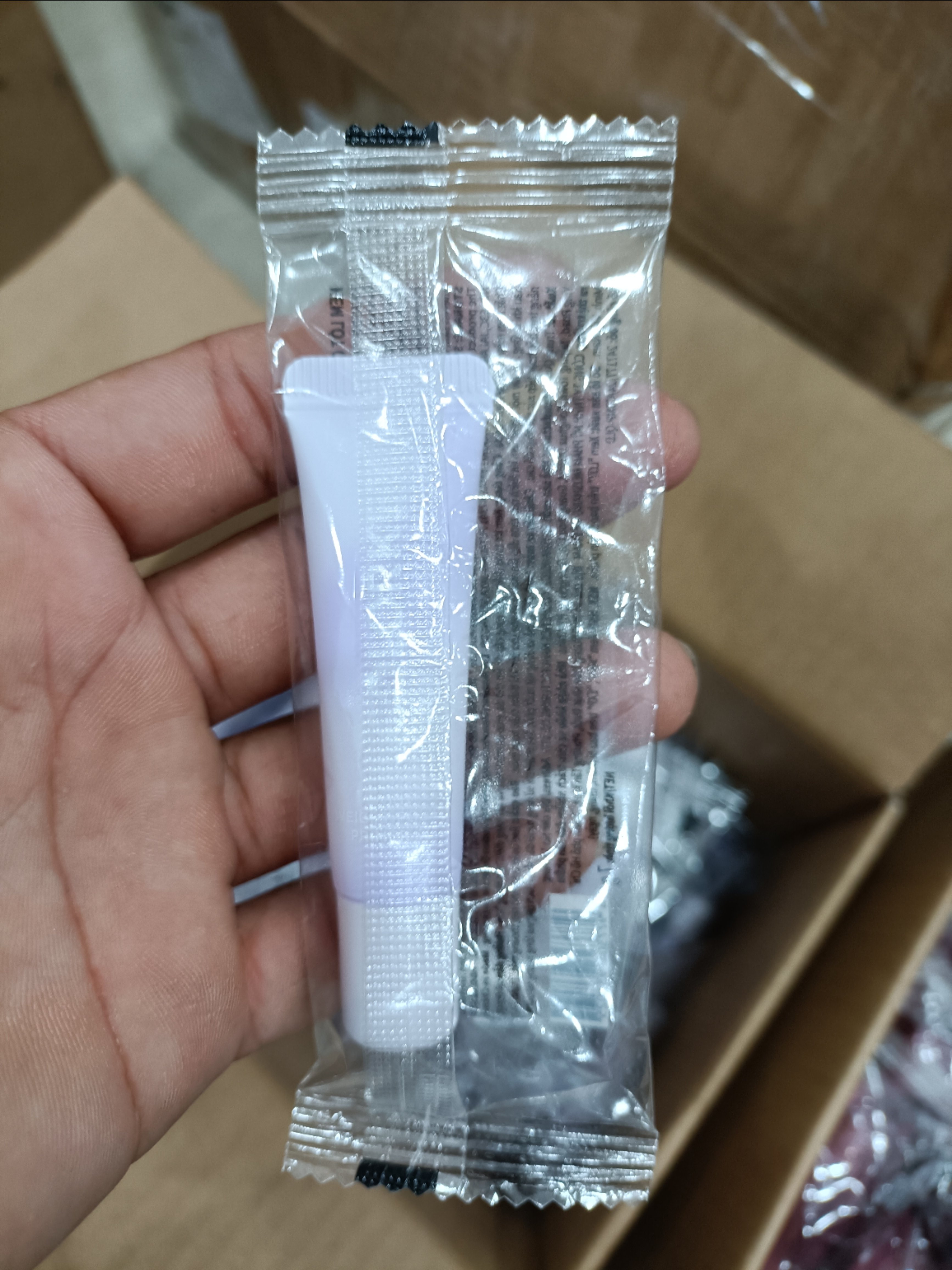 f367 - Colorkey - Kem lót trang điểm Colorkey Light Weight Polish Primer 7g