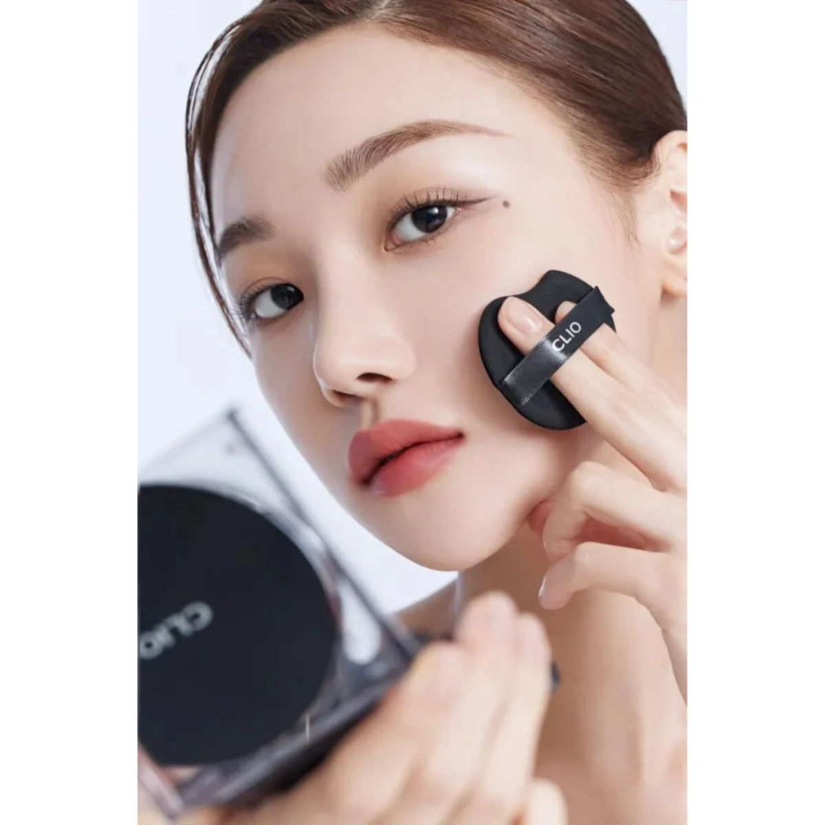 Phấn Nước Clio Mini Kill Cover The New Founwear Cushion SPF50+ PA+++ Che Khuyết Điểm & Kiềm Dầu 5g