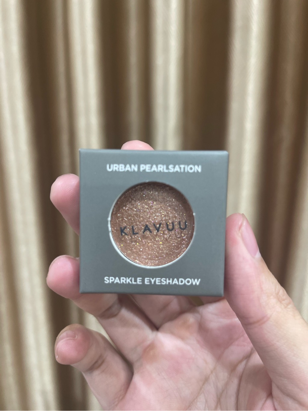 a21 - Nhũ Mắt Klavuu Urban Pearlsation Sparkle Eyeshadow 1.4g