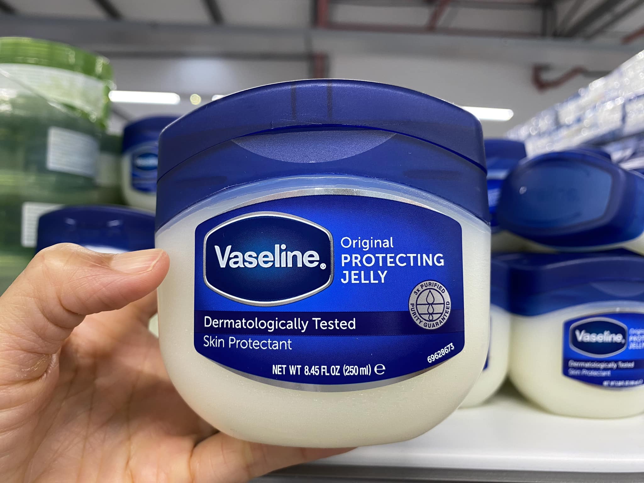 d55 - Sáp Dưỡng Ẩm Vaseline Pure Petroleum Jelly Original 50ml - 100ml - 250ml