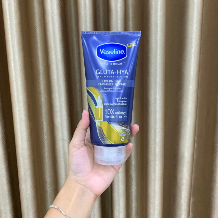 Sữa Dưỡng Thể Trắng Da Chống Nắng Vaseline Healthy Bright GLUTA-HYA 300ml