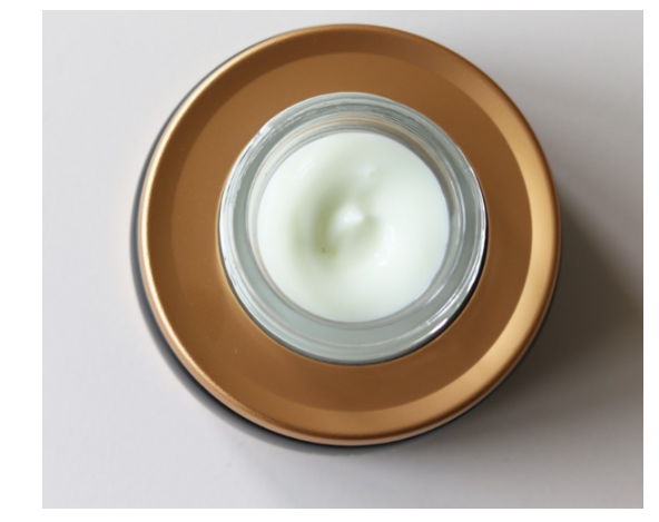 d850 - Kem dưỡng trắng da giảm thâm nám tàn nhang Dongsung Rannce Cream 70g