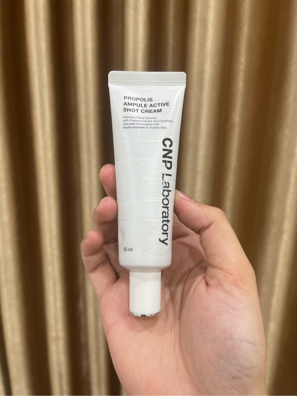 e217 - CNP - Kem Dưỡng Ẩm Keo Ong Dạng Dầu Propolis Ampule Oil in Cream 50g