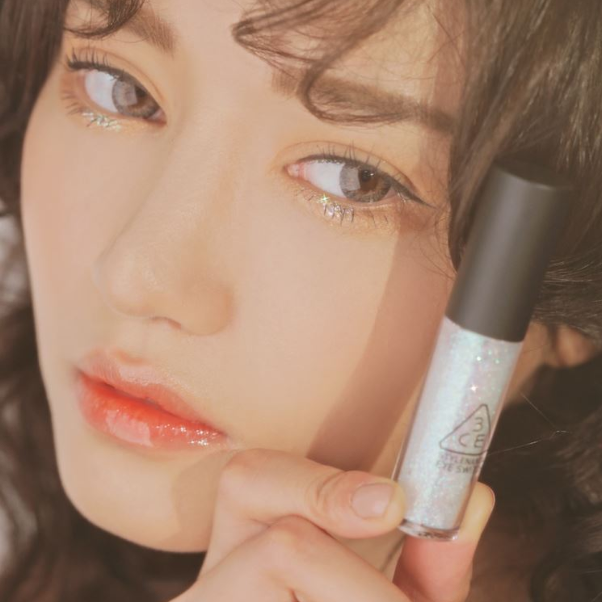 Phấn Mắt, Nhũ Mắt 3CE Eye Switch Trang Điểm Lấp Lánh Hàn Quốc 4.3g