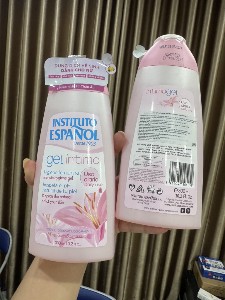 e401 - Instituto Espanol - Dung Dịch Vệ Sinh Gel Intimo 300ml