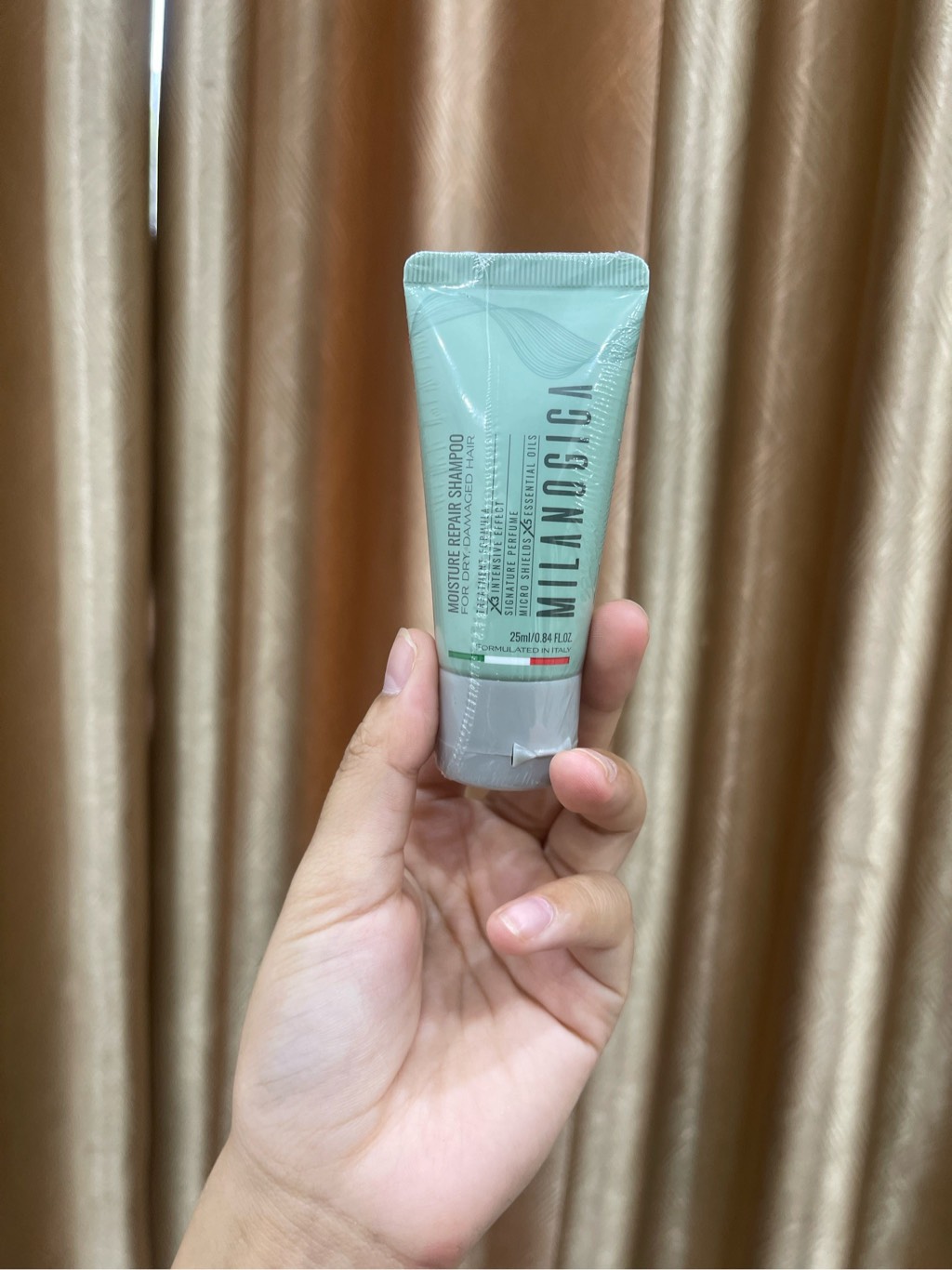 a354 - Milanogica - Tuýp Dầu Gội / Dầu Xả Milanogica 25ml
