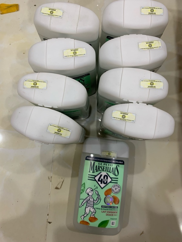 e809 - Sữa tắm 92% hữu cơ Le Petit Marseillais với hương thơm từ Pháp 250ml và 650ml(Dành cho nữ)