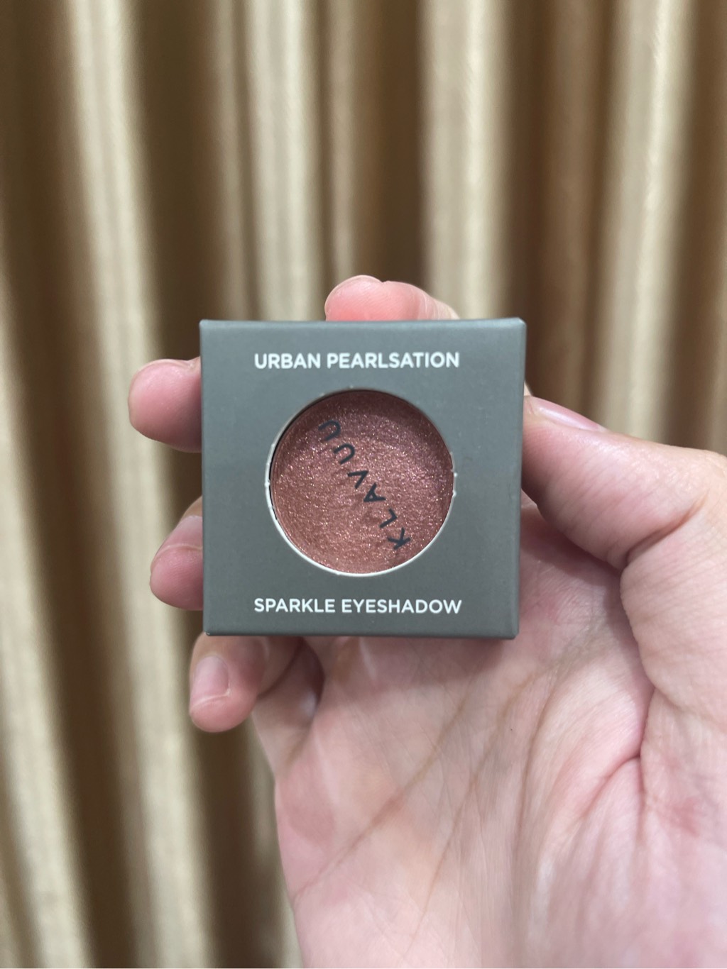 a21 - Nhũ Mắt Klavuu Urban Pearlsation Sparkle Eyeshadow 1.4g