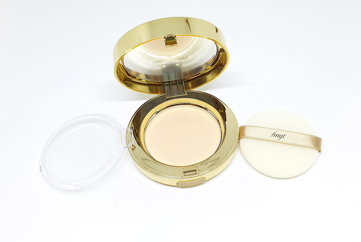 Phấn phủ The Face Shop Gold Collagen Ampoule Two- Way Pact Hàn Quốc 9.5g