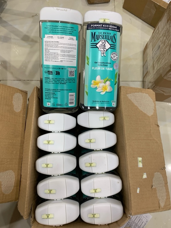 e809 - Sữa tắm 92% hữu cơ Le Petit Marseillais với hương thơm từ Pháp 250ml và 650ml(Dành cho nữ)