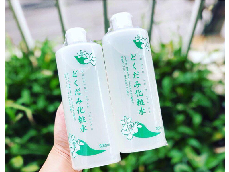 Nước Hoa Hồng Diếp Cá Giảm Mụn Chinoshio Dokudami Natural Skin Lotion 500ml
