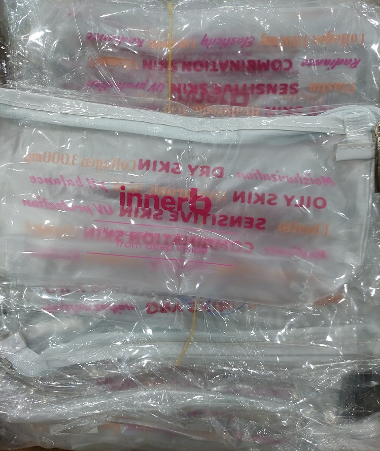 Túi đựng mỹ phẩm trong suốt InnerB