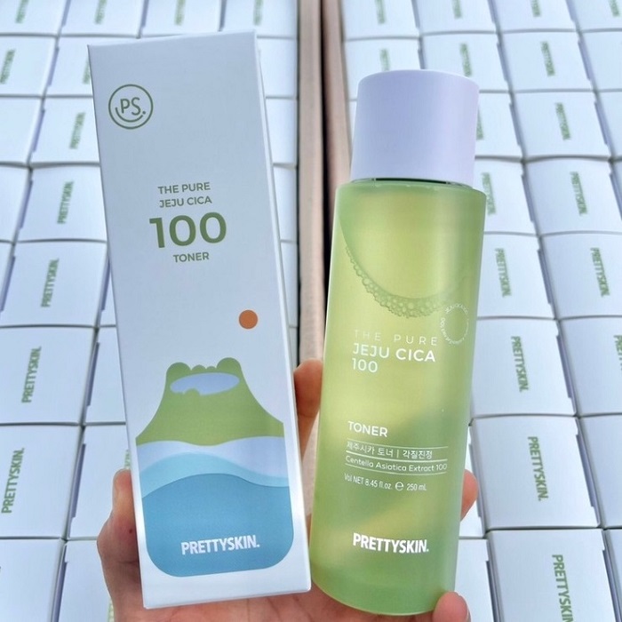 Nước Hoa Hồng Rau Má Prettyskin The Pure Jeju Cica 100 Toner 250ml