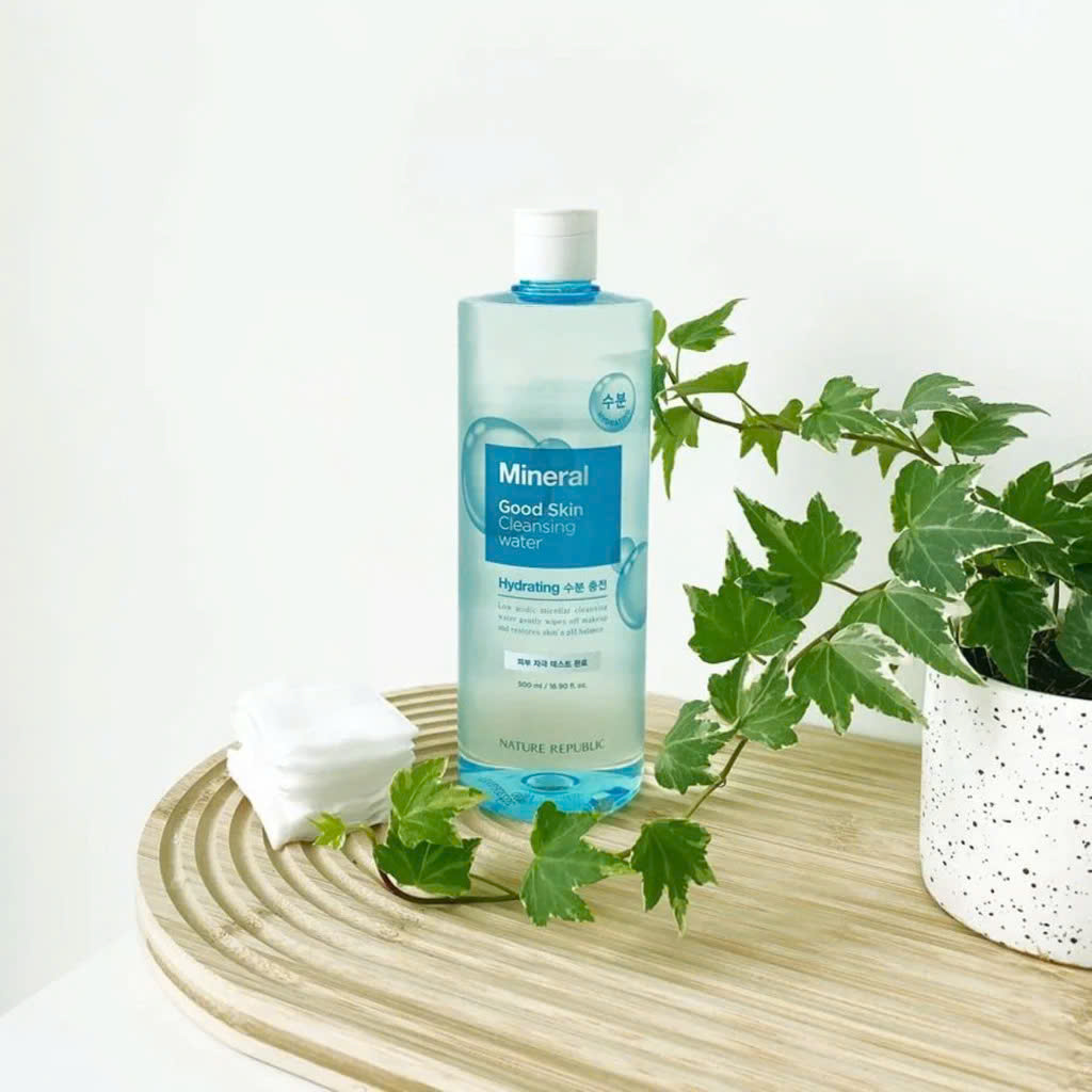 Nước tẩy trang Nature Republic Good Skin Cleansing Water Cân bằng da & Làm sạch sâu 500ml