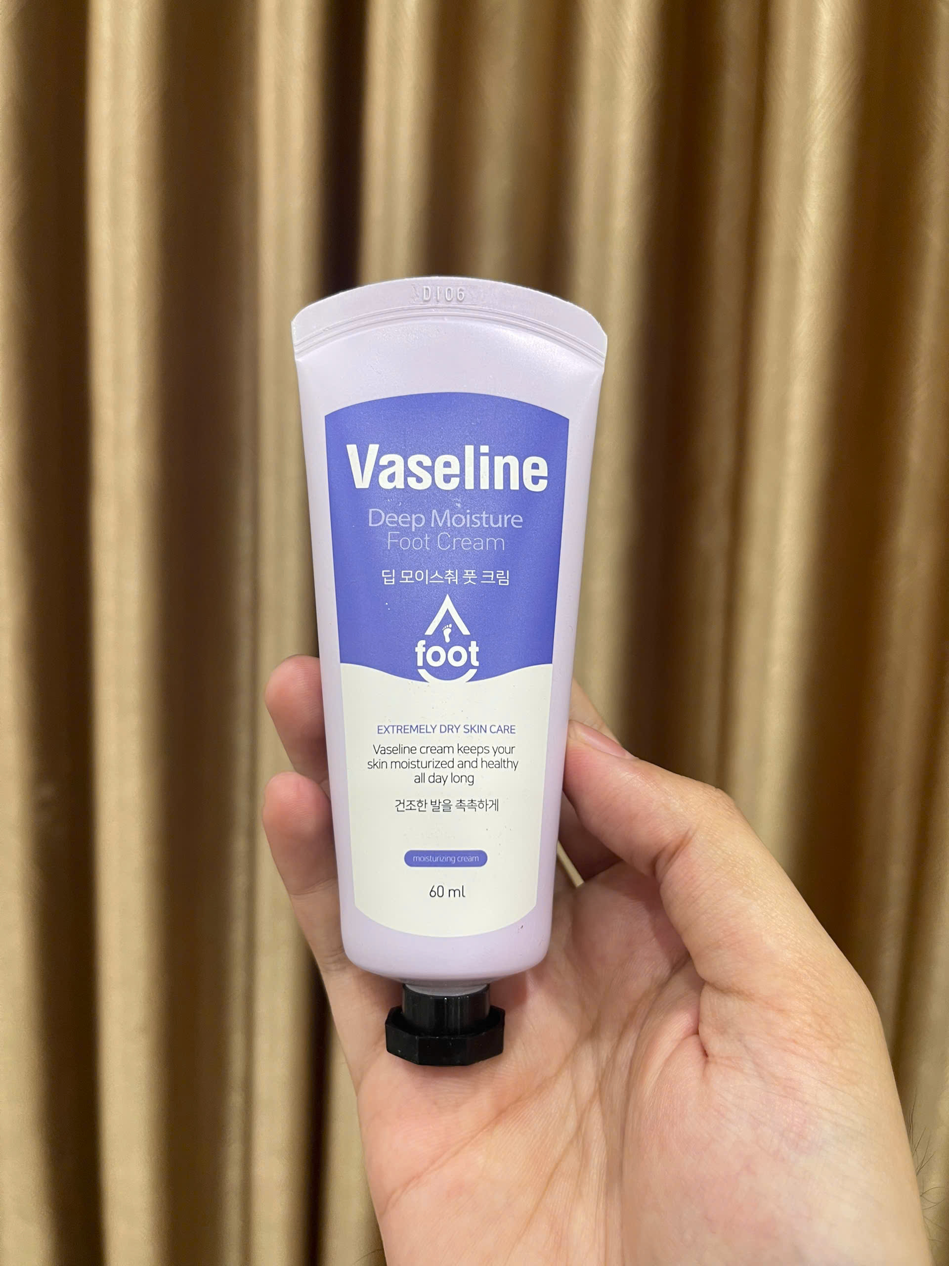 Kem Dưỡng Da Tay - Móng & Da Chân Vaseline 24h Deep Moisture Hand & Nail / Foot Cream 60ml