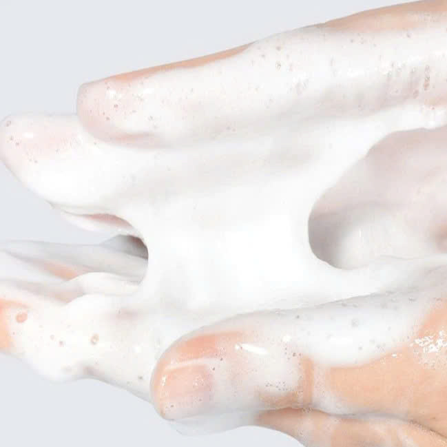Sữa Rửa Mặt Vitamin C Prettyskin The Pure Jeju Tangerine Vita C Cleansing Foam Dưỡng Ẩm Sâu, Làm Sạch Da  Hàn Quốc 200ml
