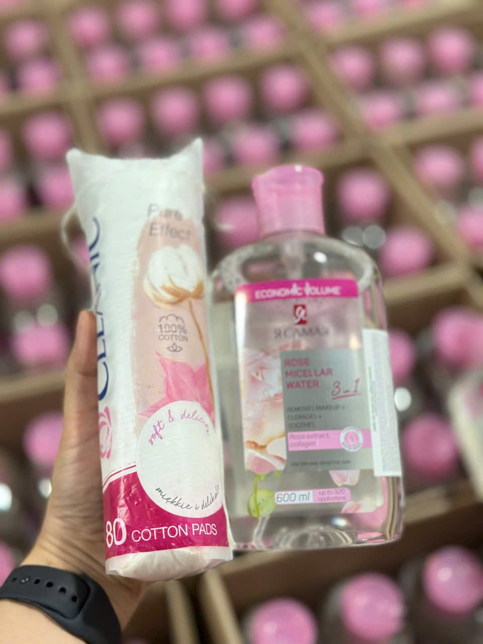 Nước tẩy trang Nga Micellar Water 3IN1 (Combo 1 nước Tẩy Trang tặng 1 Bông Cleanic 80 miếng)