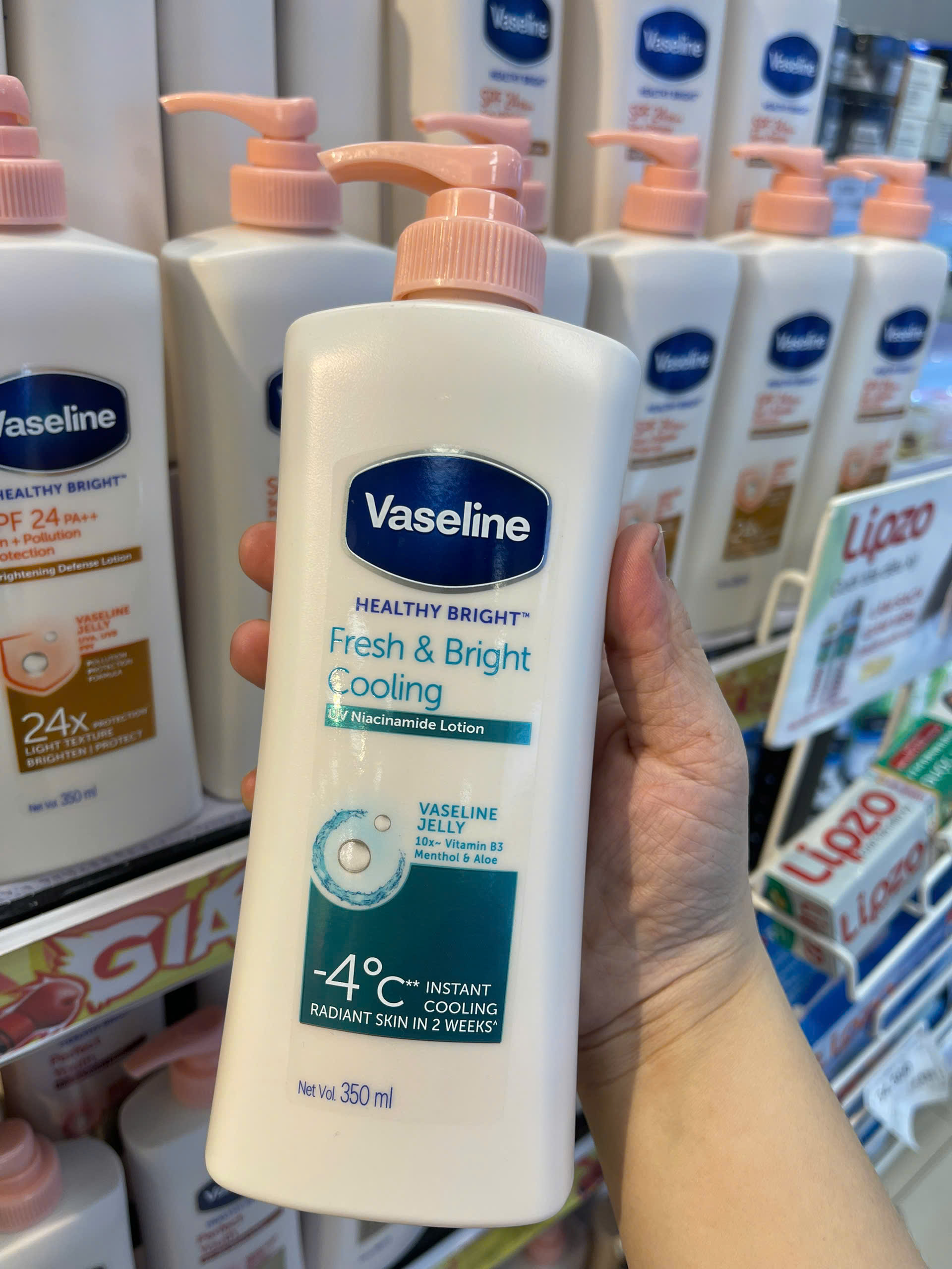 f345 - Sữa dưỡng thể Vaseline (Dạng chai)