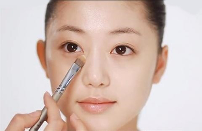 Những lưu ý khi sử dụng kem che khuyết điểm mà bạn cần biết