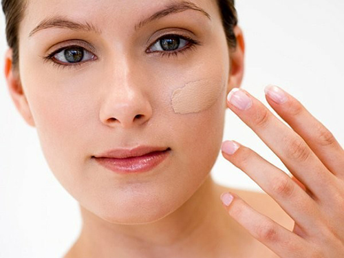 Cách sử dụng kem che khuyết điểm hiệu quả chuẩn không cần chỉnh