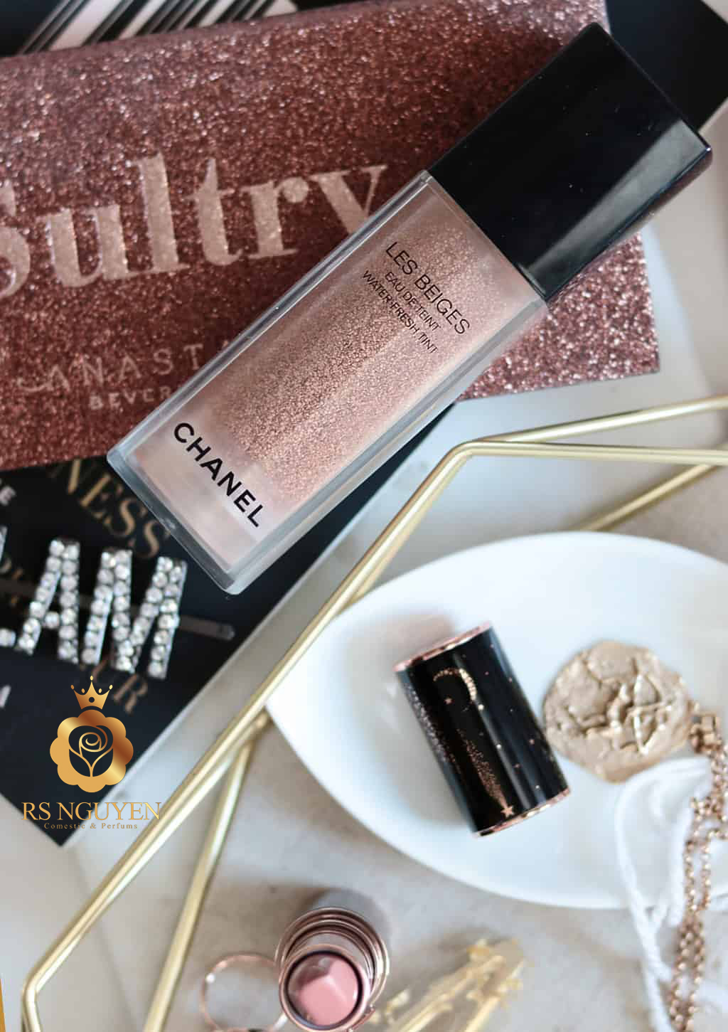 Kem Nền Chanel Les Beiges Eau de Teint Water-Fresh Tint Medium Light 30ml | RS Nguyen - Luxury Brand, Luxurious Life Kem Nền Chanel Les Beiges Eau de Teint Water-Fresh Tint Medium Light 30ml | RS Nguyen - Luxury Brand, Luxurious Life