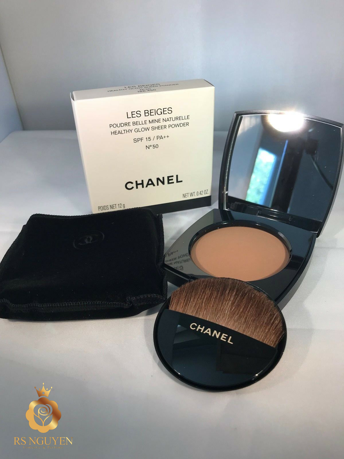 Phấn Nén Chanel Les Beiges Healthy Glow Sheer Powder 12g