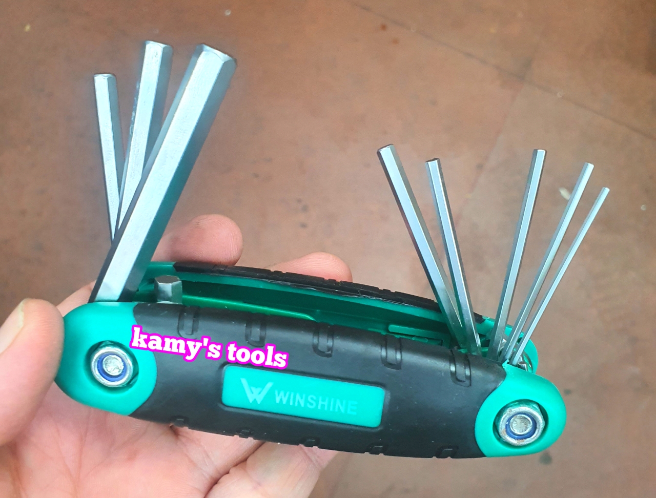 Bộ lục giác và bộ lục giác sao hoa thị xếp gọn bỏ túi 8 cây winshine