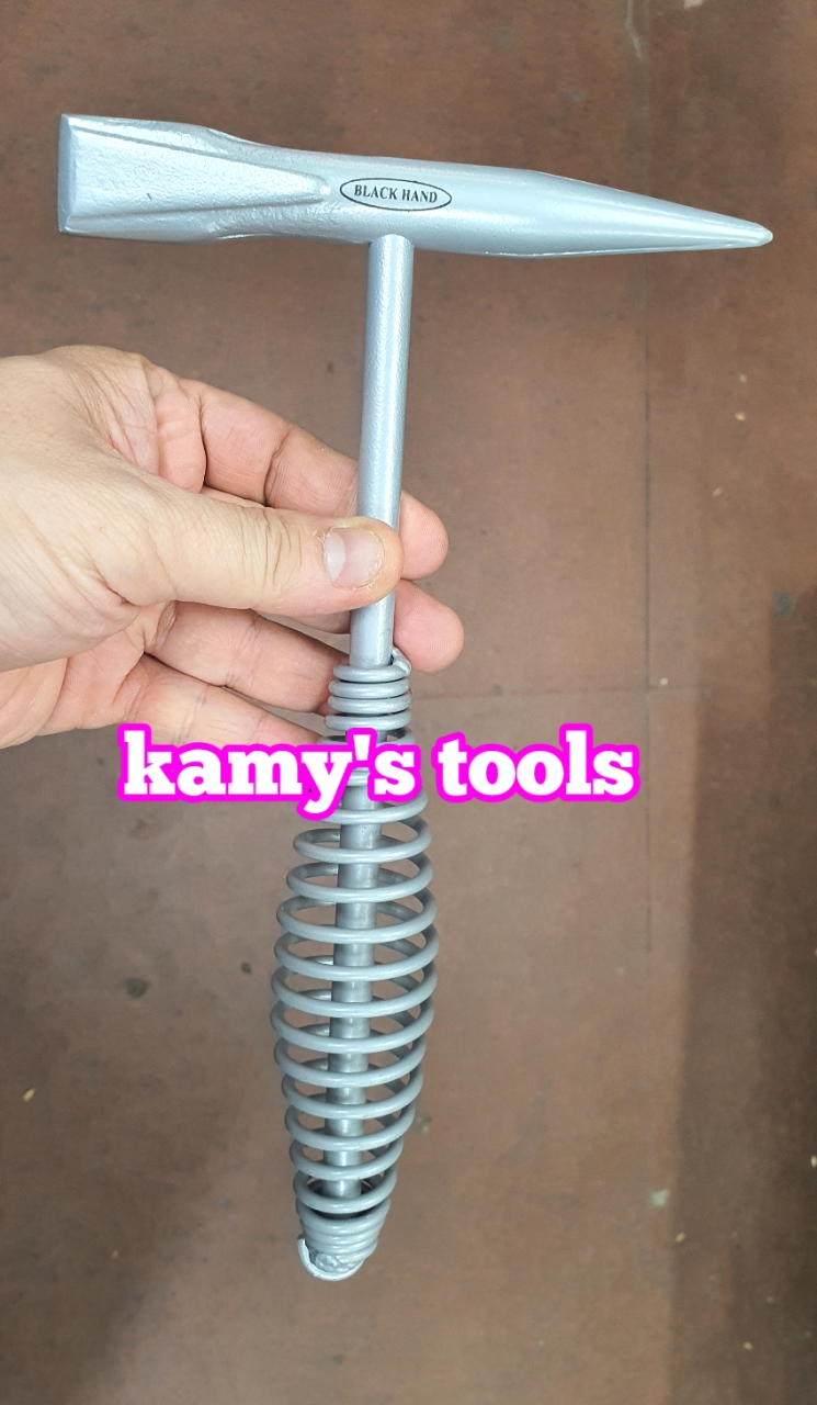 Búa gõ rỉ sét cán sắt có lò xo cao cấp Black Hand Đài Loan