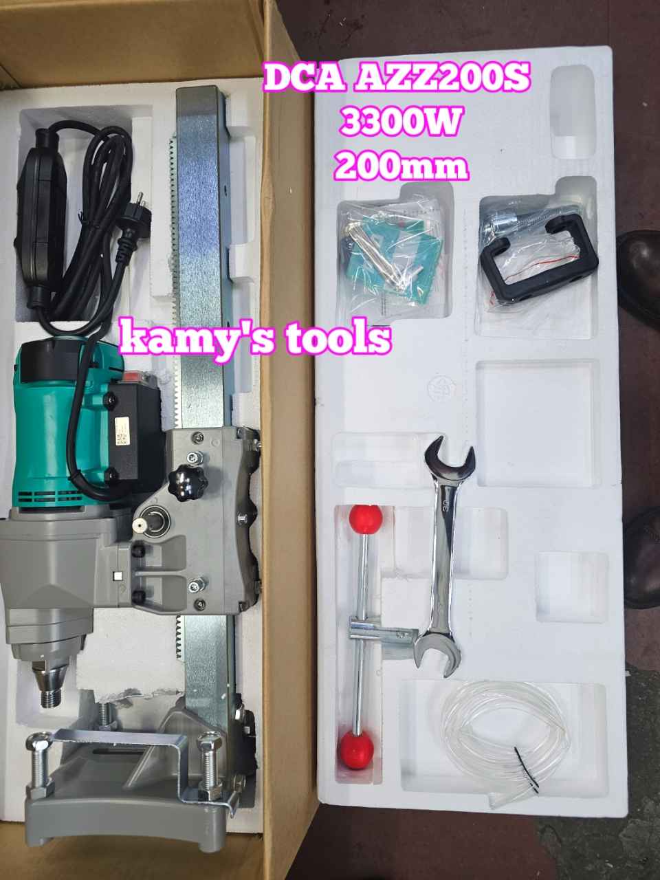 Máy khoan rút lõi bê tông DCA AZZ200S 3300W đường kính khoan 200mm