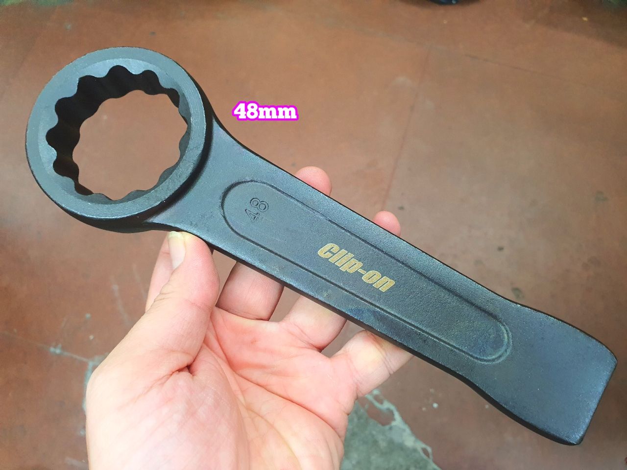 Cờ lê vòng đóng 48mm Clip On (vòng đóng 48mm, cờ lê đóng 1 đầu vòng 48mm)