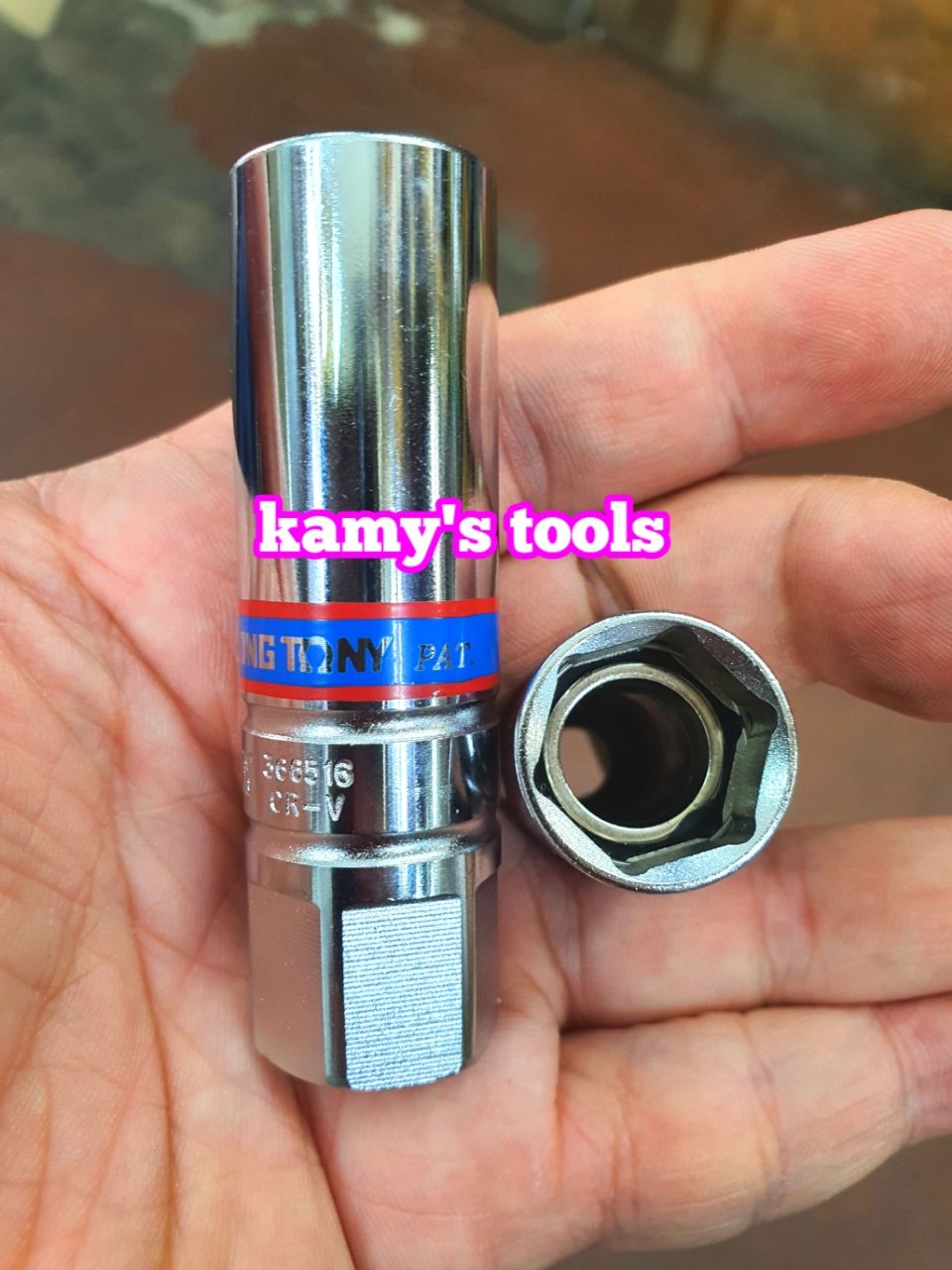 Đầu khẩu tuýp tháo mở bugi có nam châm 16mm 3/8 inch 6 cạnh dài 70mm Kingtony 366516