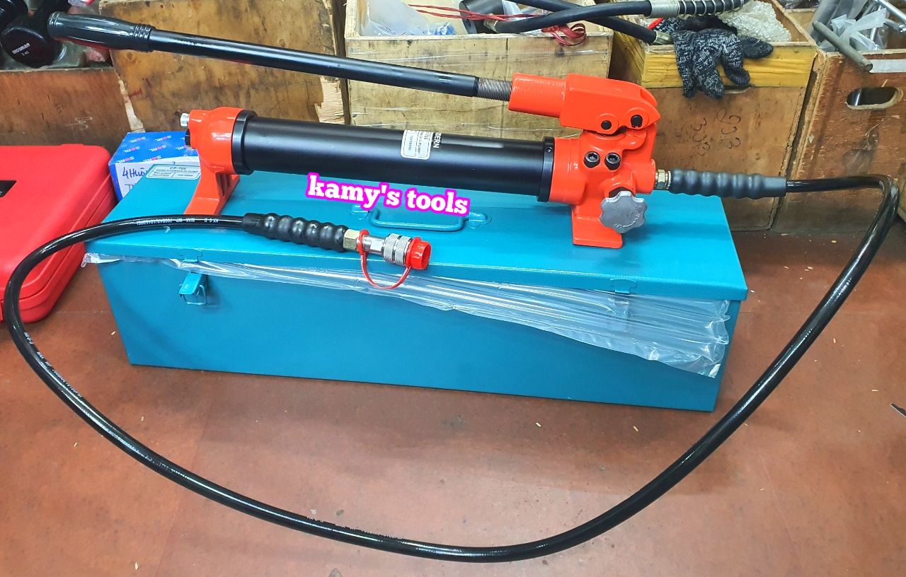 Bơm tay thủy lực CP-700 Modern 900cc dầu cao cấp
