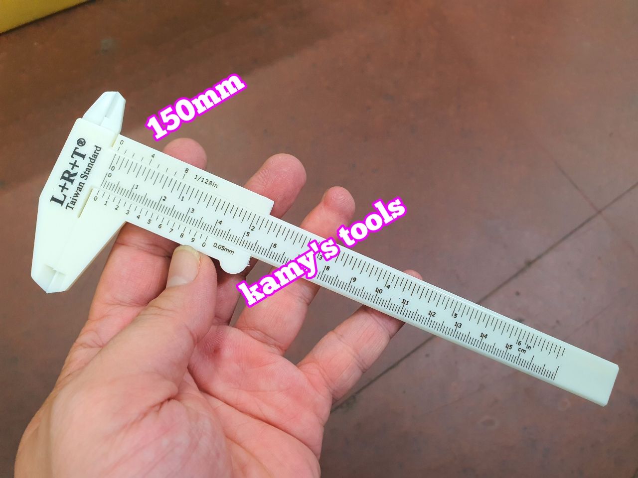 Thước kẹp nhựa 150mm L+R+T