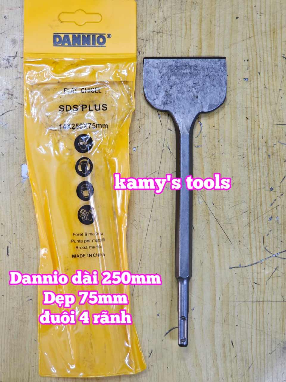 Mũi đục bê tông dẹp bản 75mm đuôi gài dài 250mm Dannio
