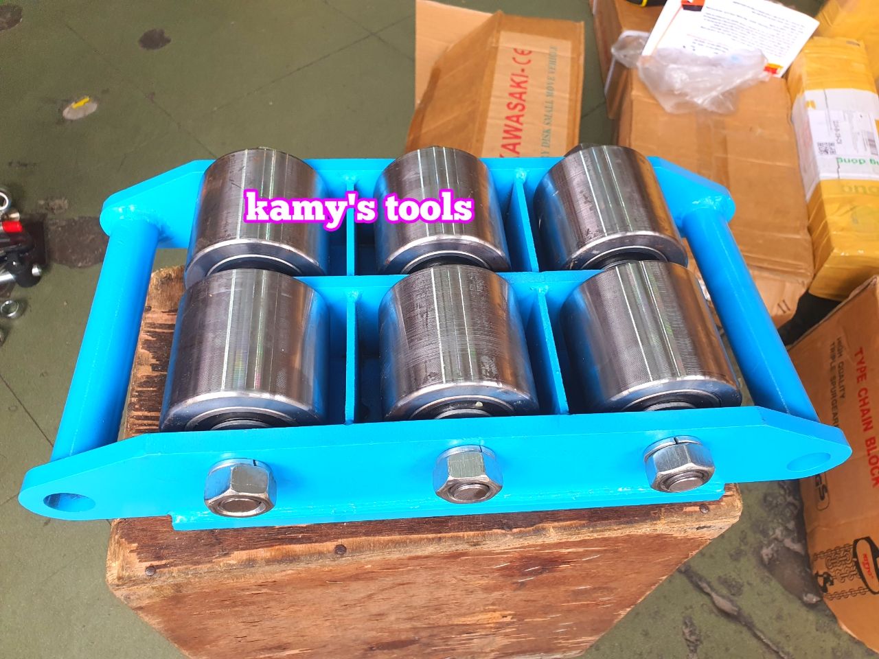 Con rùa chuyển hàng 8 tấn 6 bánh sắt CRA-6 kawasaki