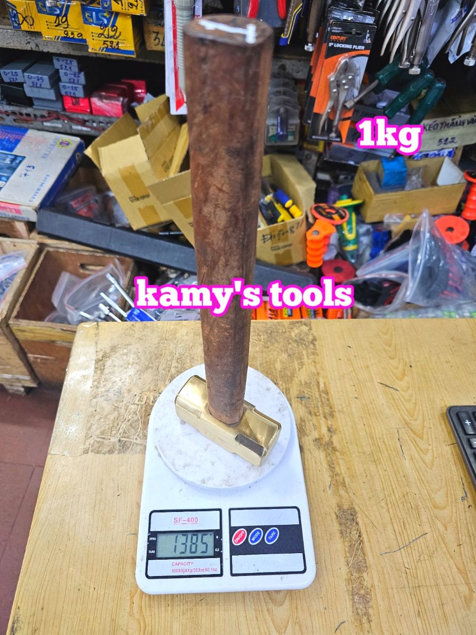 Búa đồng thau đầu vuông cán gỗ 1kg kamytools