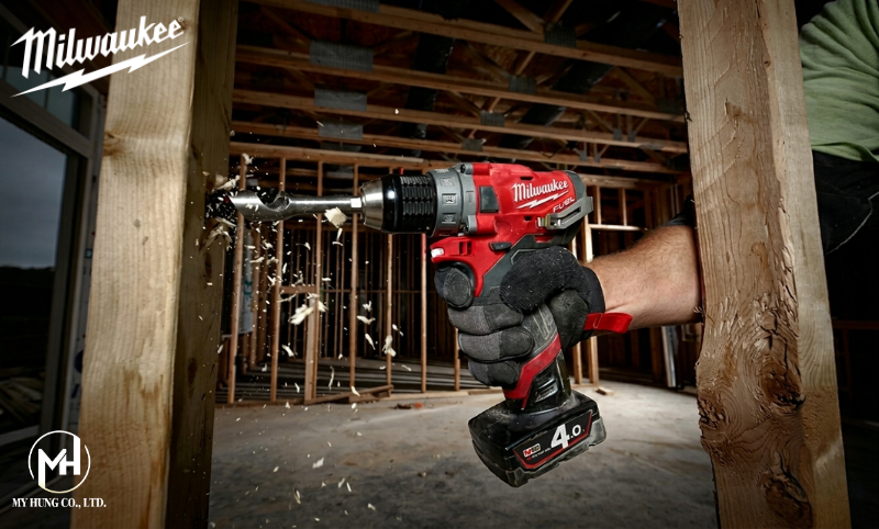 Hiệu suất thi công thực tế Milwaukee M12 vs M18