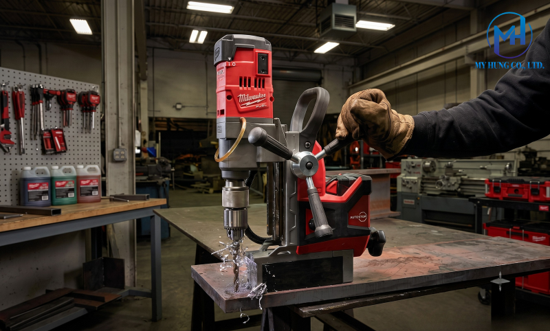 may-khoan-tu-dung-pin-milwaukee-m18-fmdp-0c0-3