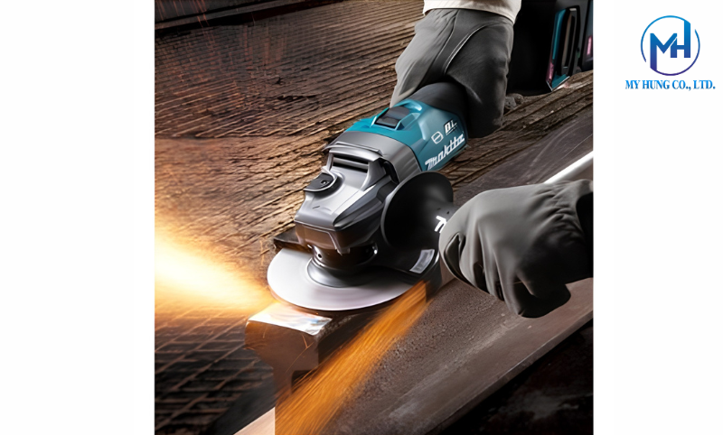 Tính năng an toàn của máy mài góc Makita GA029GM201