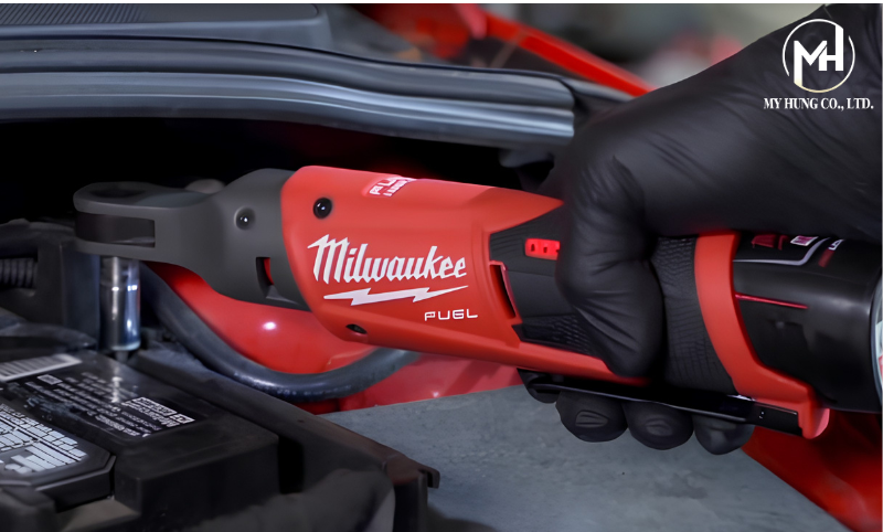 may-siet-bu-long-goc-milwaukee-m12-fir38-0-3