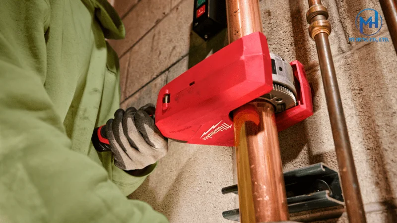 Máy cắt ống đồng Milwaukee M12 CTC